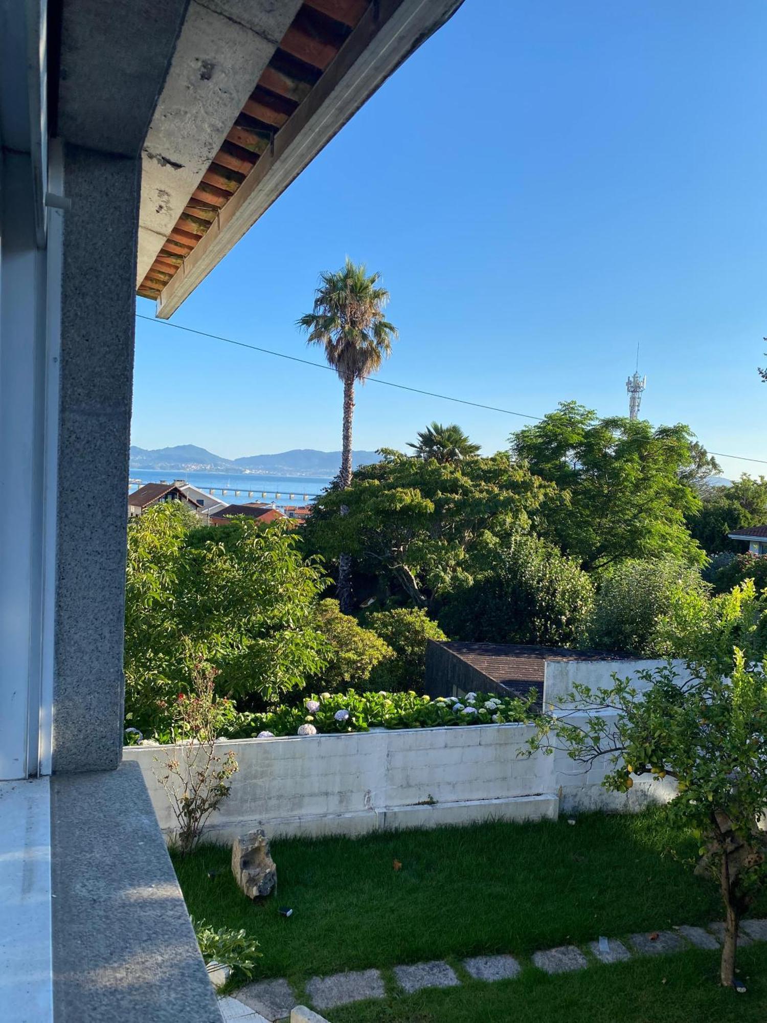 Chalet Adosado Independiente En Vigo - Canido Oya 외부 사진
